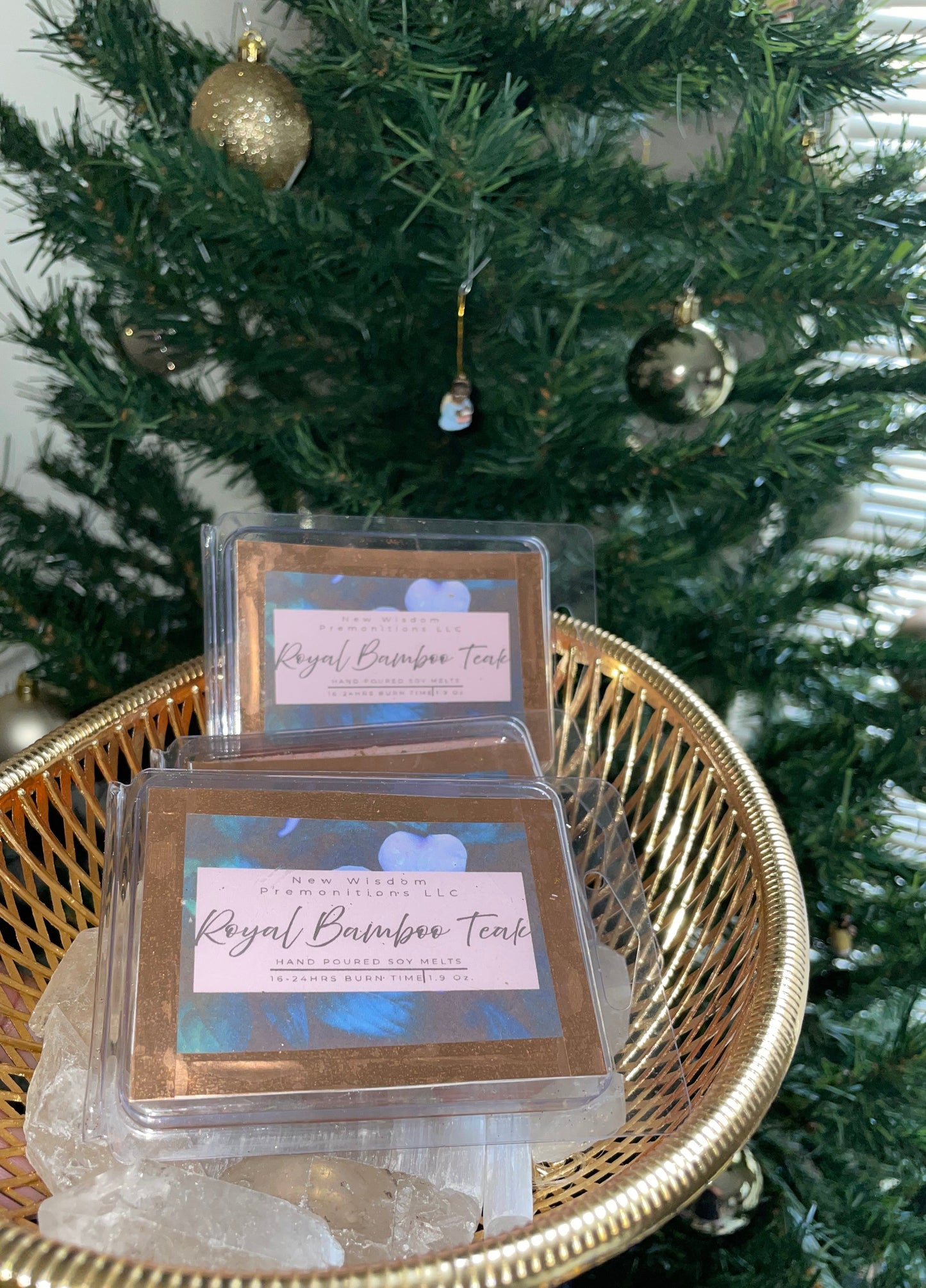 Royal Bamboo Teak "The Ancestor Tell All Focus Eye Opener" Candle